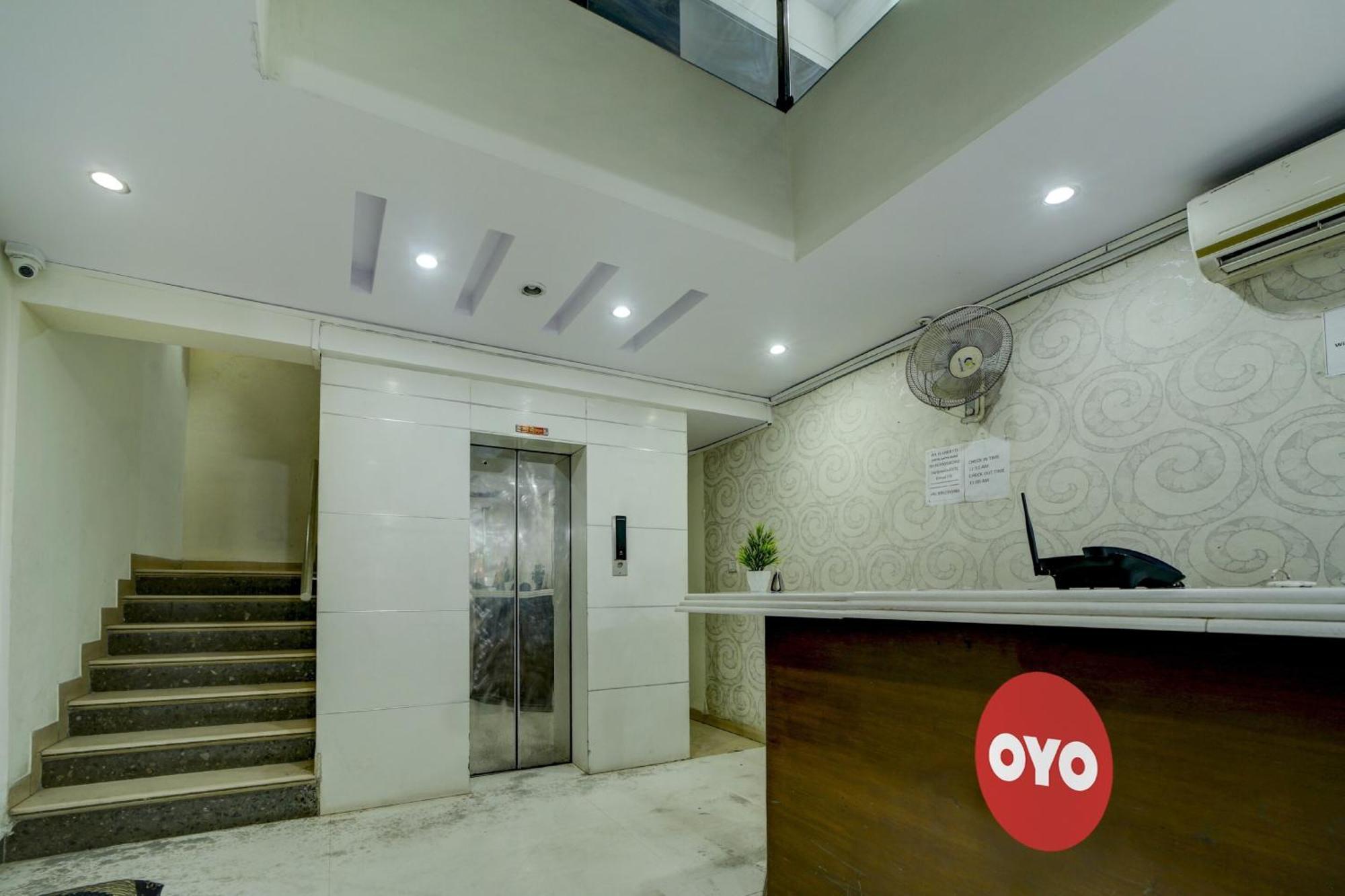 Oyo Flagship 81248 Hotel Satya Vilas Bhopal Buitenkant foto